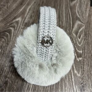 Michael Kors Gray Knit Earmuffs with Faux Fur
One size